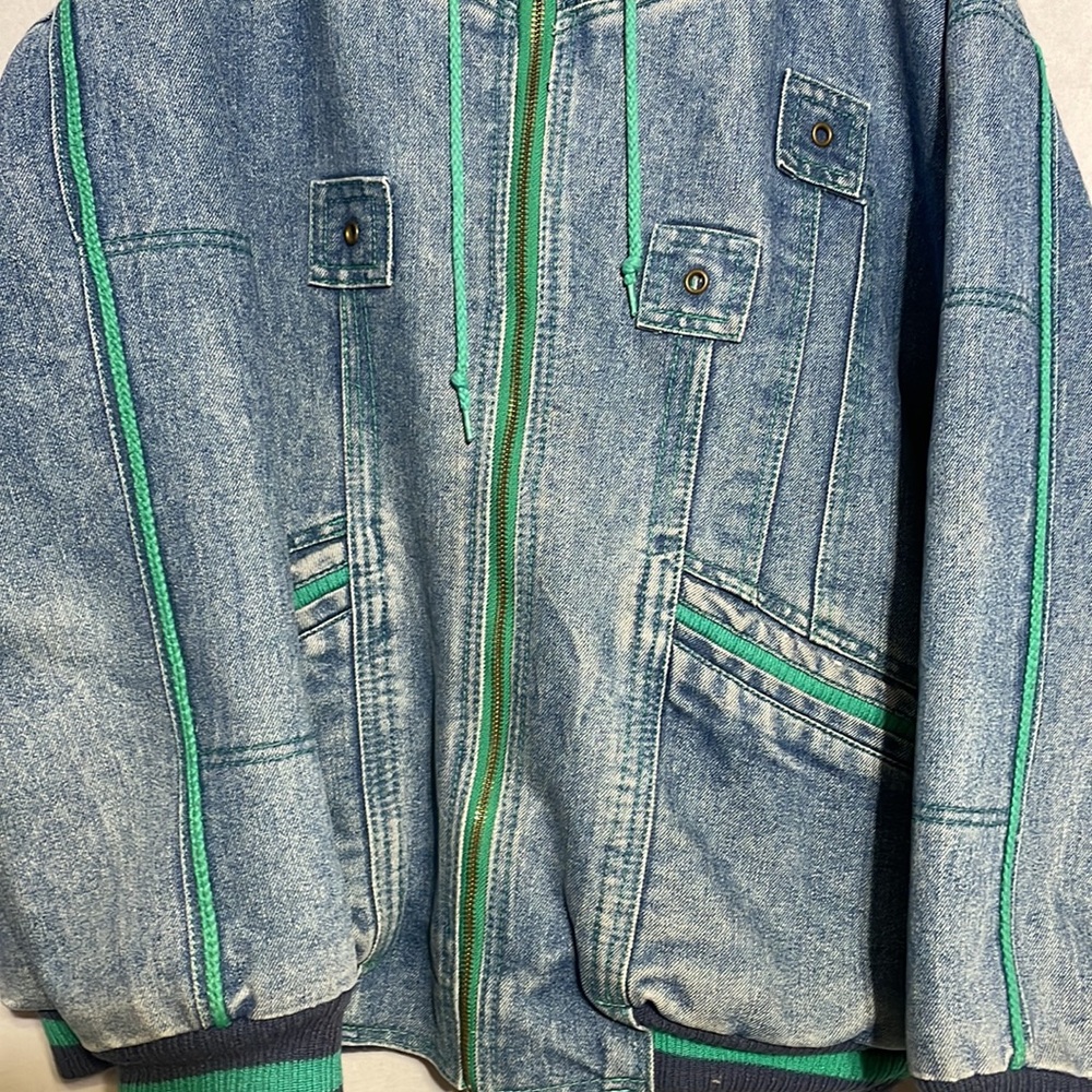 Vintage Jean Jacket - Picture 5 of 7